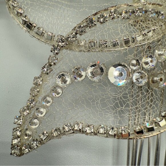 Wedding Floral Hair Comb - Veil Clip - Picture 15 of 16